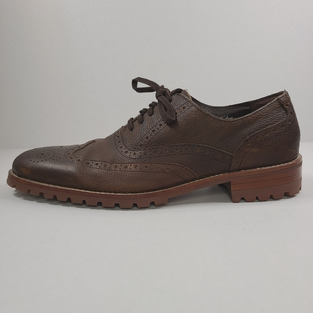 Classic Brown Brogue Oxford Shoes